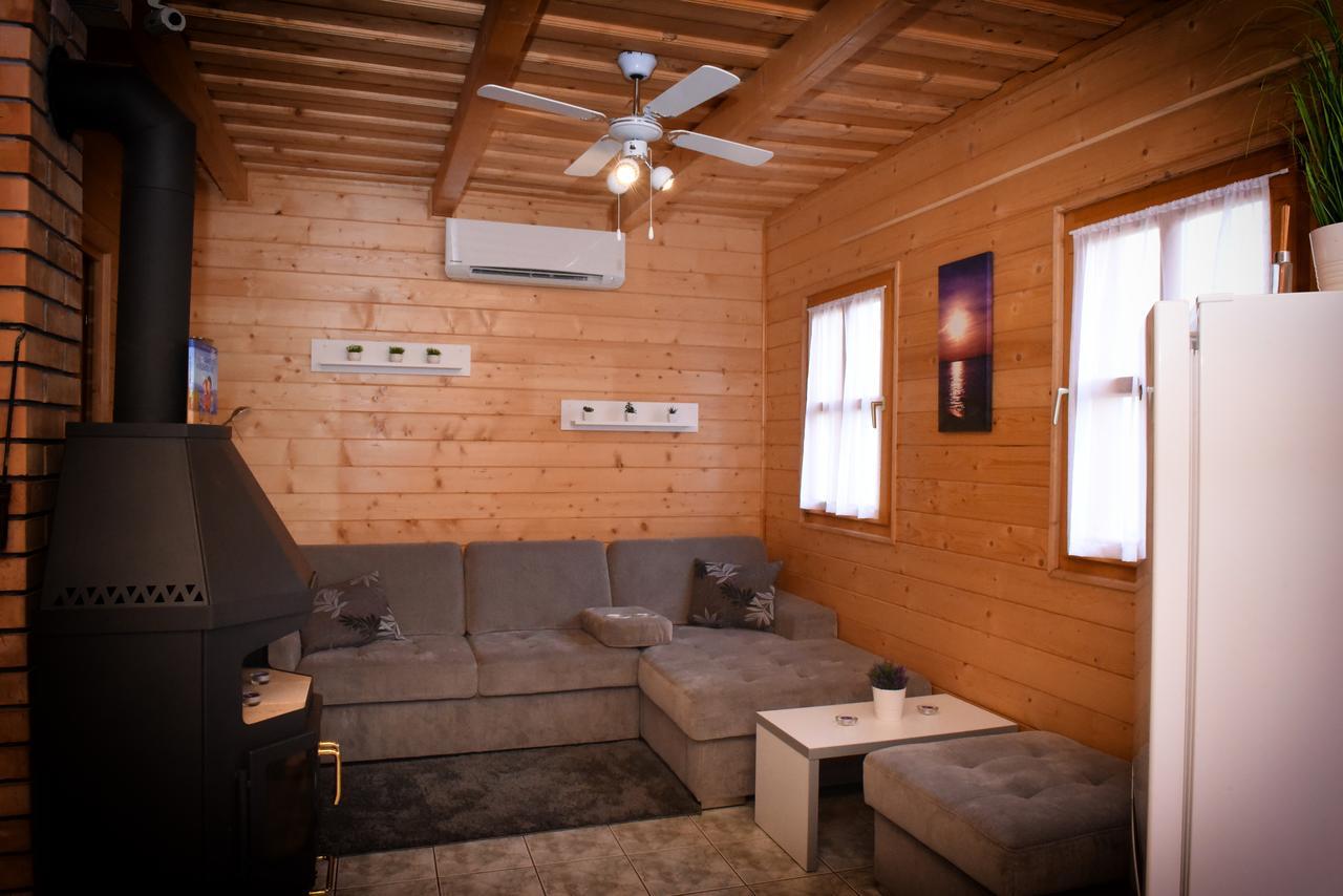 Velence Korzo Pihenohaz Villa Kapolnasnyek Ngoại thất bức ảnh